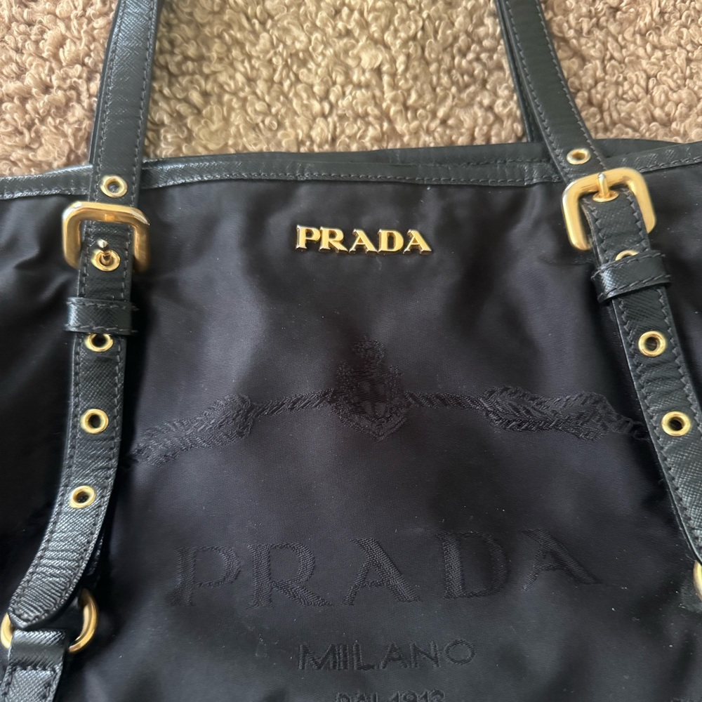EUC Prada Handbag